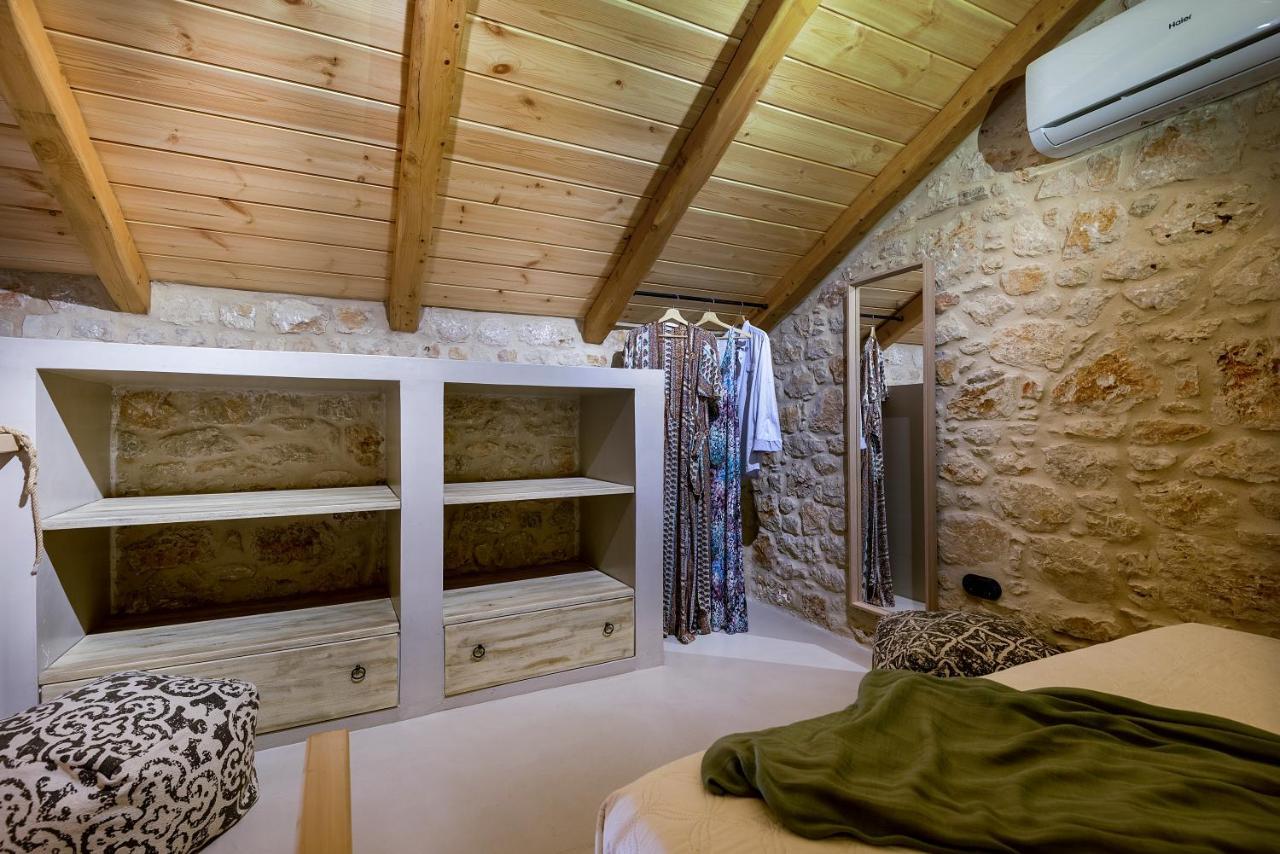 Villa Phaedra Chalki Town Extérieur photo