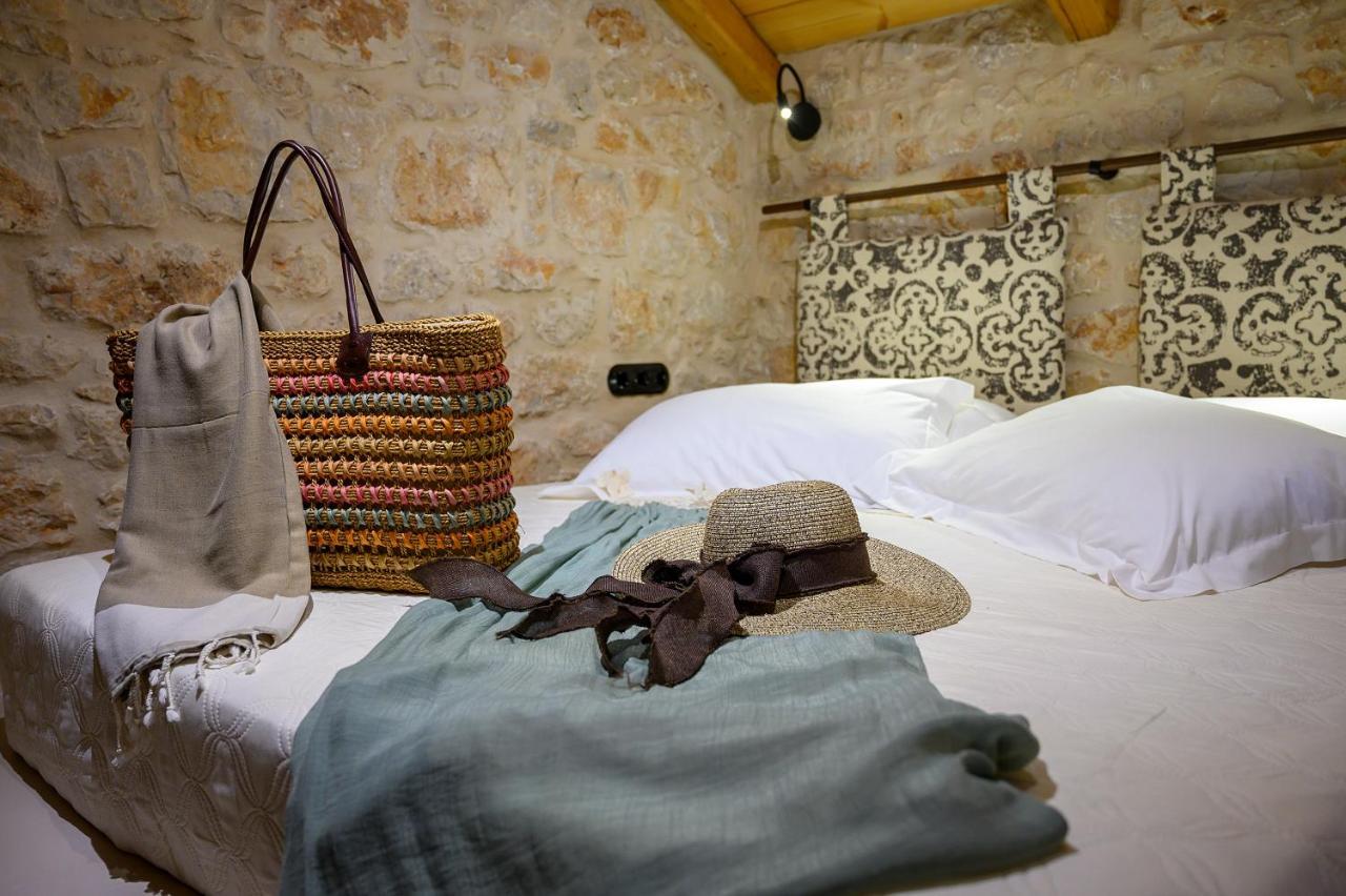 Villa Phaedra Chalki Town Extérieur photo